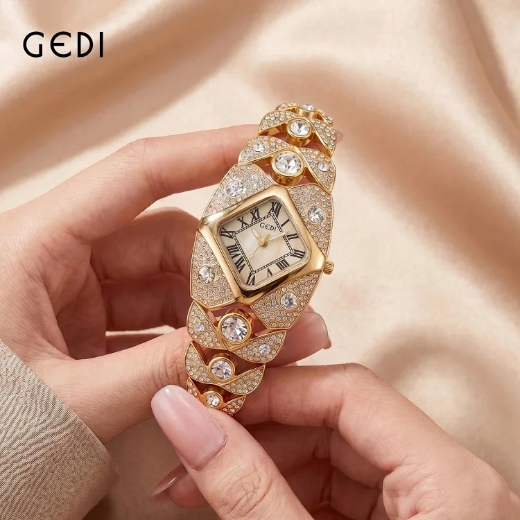 Goldie brand diamond-encrusted light luxury niche bracelet-style quartz watch watch manufacturer direct sales best-selling quartz watch cross-border streetwear outfit product