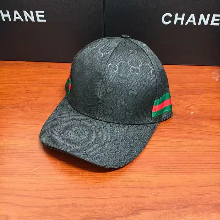 GUCI hat streetwear outfit product