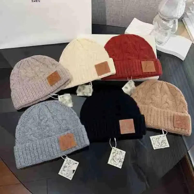 Lee Lowe 25 Autumn and Winter Contrast Color Leather Patch Ribbed Knit Hat Beanie Hat for Men and Women Available in Six Colors streetwear outfit product
