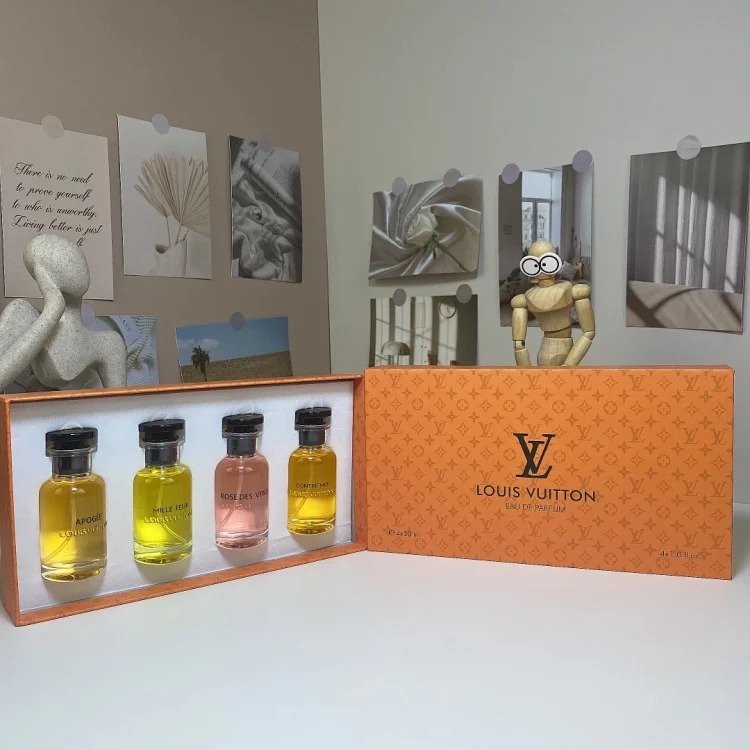 LYWD Medium Sample Set of Four 30ml-3139 streetwear outfit product