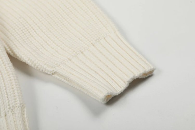Ralph Lauren's new round neck embroidered knitted sweater | Outfitreps Spreadsheet