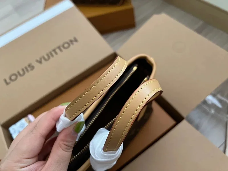Louis Vuitton's new high-quality versatile single shoulder crossbody bag for women's retro trend | Outfitreps Spreadsheet