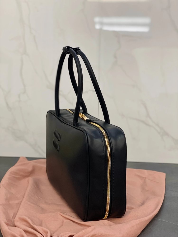 miumiu Original Leather Handheld Official Document Bag for Women 2025 New Large Capacity Retro U | Outfitreps Spreadsheet