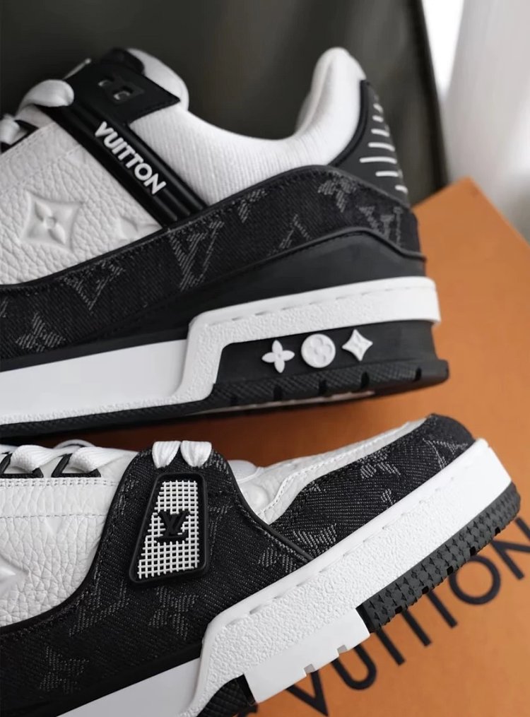Louis Vuitton Light luxury men's shoes, board shoes, trendy shoes, thick soled shoes, donkey low | Outfitreps Spreadsheet
