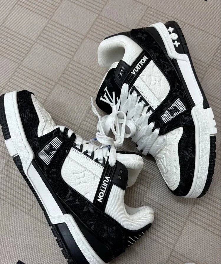 Louis Vuitton Light luxury men's shoes, board shoes, trendy shoes, thick soled shoes, donkey low | Outfitreps Spreadsheet