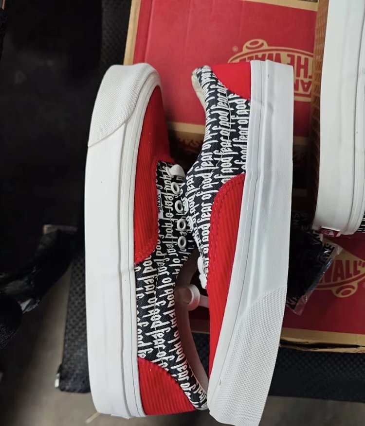 Wansi board shoes, one foot low cut shoesFear of God x Vans Era 95 dx white black fog | Outfitreps Spreadsheet