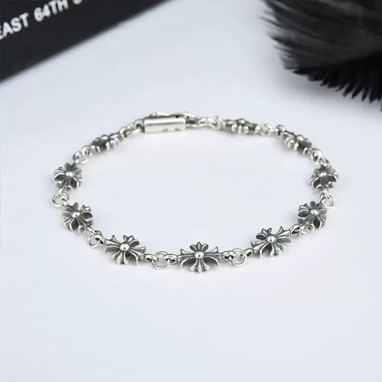 Chrome Hearts Crossing Silver Bracelet, Men's Kroos Heart Cross Bracelet, European and American Hip Hop Exquisite Light Luxury, niche Retro Cross Flower Men's and Women's Personalized Bracelet