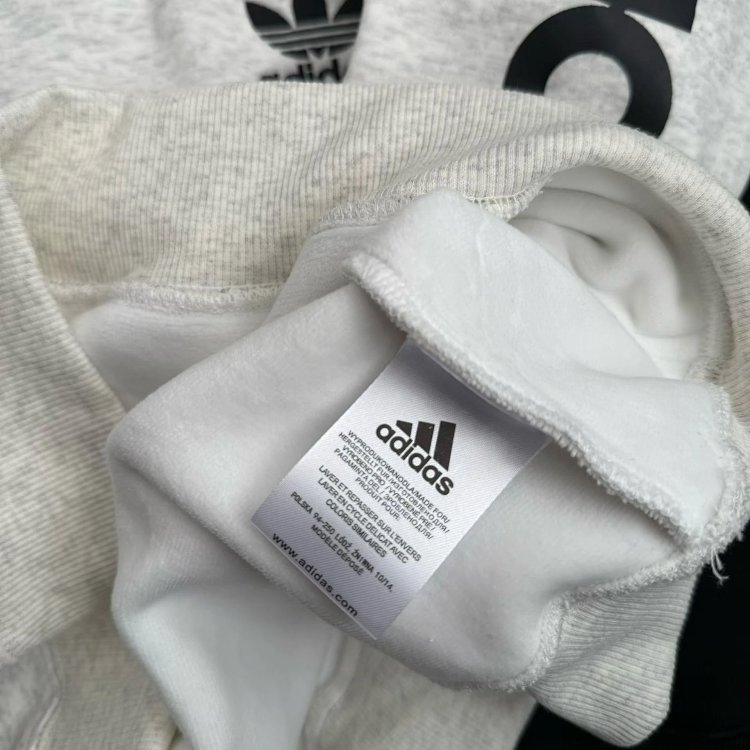 Adidas Kirin arm fleece hooded sweatshirt for men and women, Adidas long sleeved hooded pullover | Outfitreps Spreadsheet