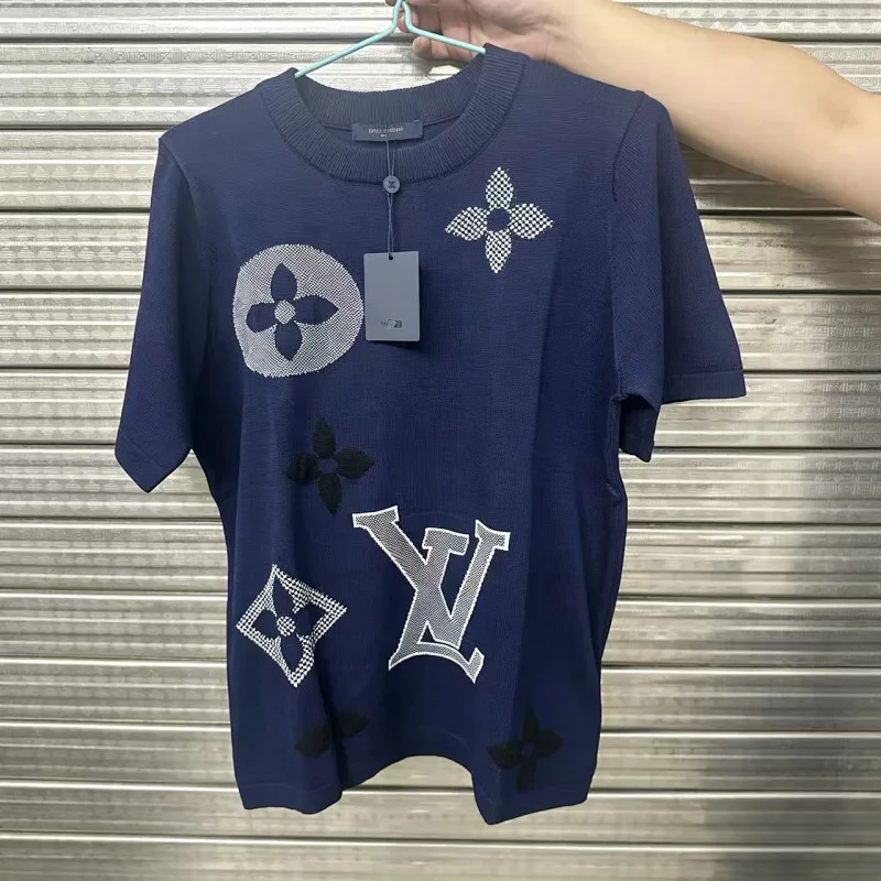 Louis Vuitton Light luxury short sleeved t-shirt for both men and women, knitted top with half s | Outfitreps Spreadsheet