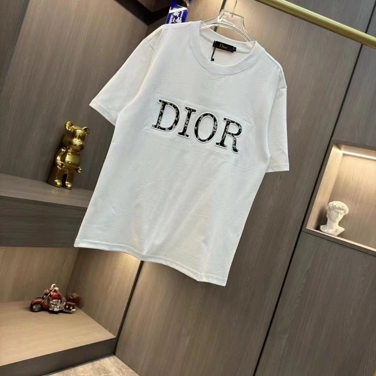 Dior light luxury short sleeved t-shirt | Outfitreps Spreadsheet