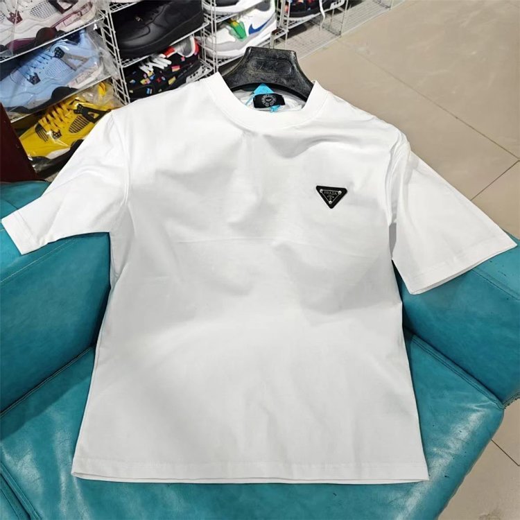 Prada Light Luxury Business Short Sleeve T-shirt Men's White Grey Half Sleeve Top | Outfitreps Spreadsheet