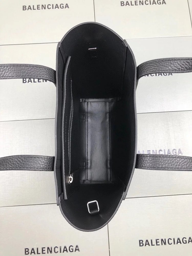 Balenciaga Tote Bag Handbill Shoulder Bag Bucket Bag | Outfitreps Spreadsheet