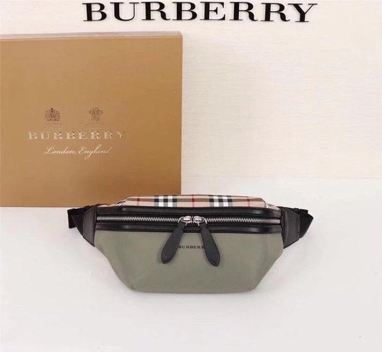 Burberry contrasting waist bag crossbody bag chest bag unisex