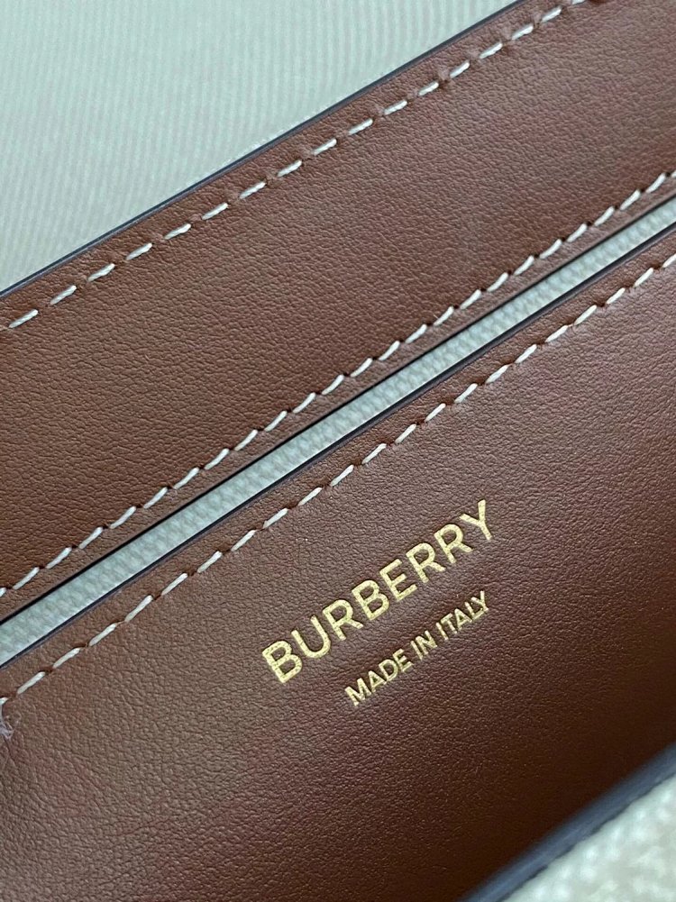 Burberry crossbody bag, single shoulder women's bag, Vintage plaid patchwork leather, Note cross | Outfitreps Spreadsheet