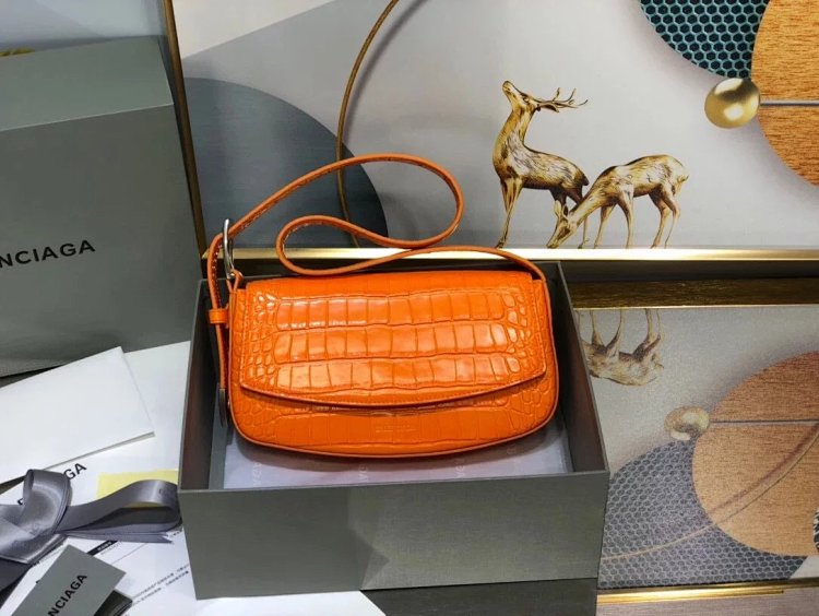 Balenciaga Crocodile Pattern Head Layer Calfskin Single Shoulder Handheld Underarm Bag Women's Bag