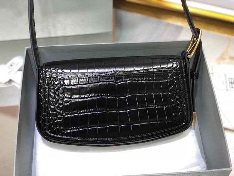 Balenciaga Crocodile Pattern Head Layer Calfskin Single Shoulder Handheld Underarm Bag Women's B | Outfitreps Spreadsheet