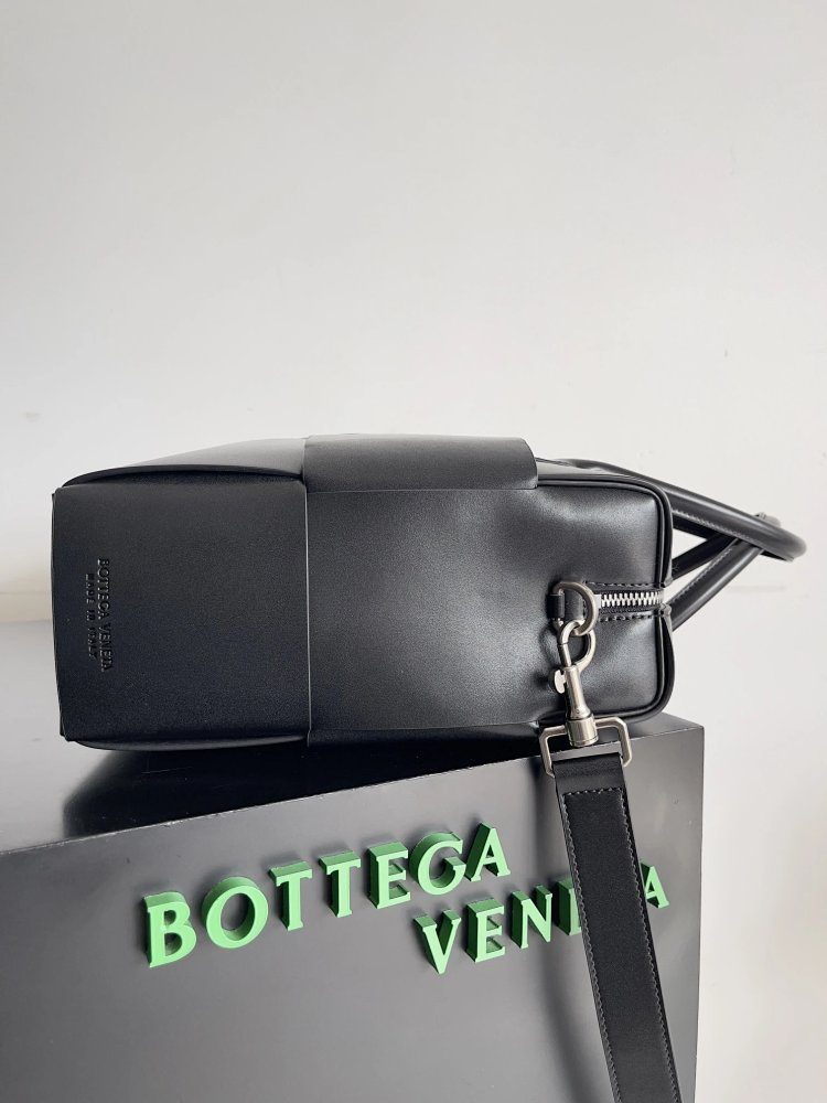 Bottega Veneta Large Grid Knitted Men's briefcase | Outfitreps Spreadsheet