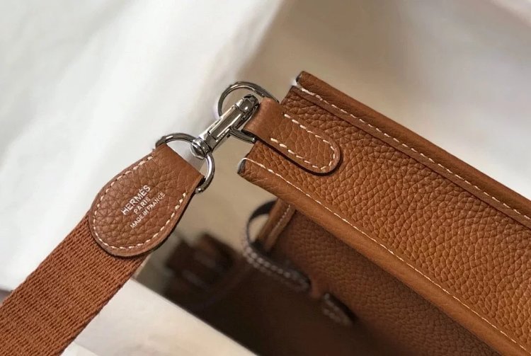 Hermes mini calf leather hollow shoulder crossbody buckle women's bag | Outfitreps Spreadsheet