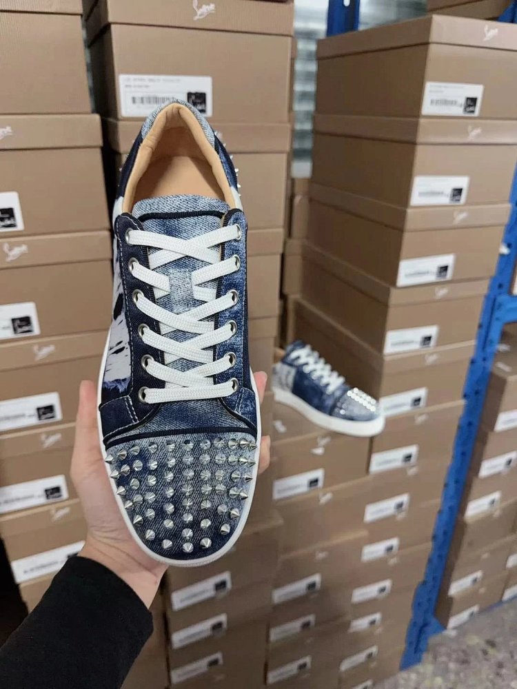 D2 Co branded CL Red soled Shoes with Willow Nails | Outfitreps Spreadsheet