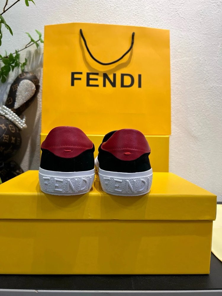 Fendi Monster stomps on board shoes with one foot | Outfitreps Spreadsheet
