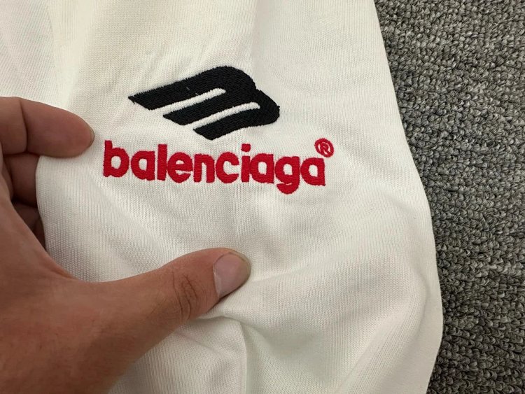 Balenciaga Embroidered Printed T-shirt | Outfitreps Spreadsheet