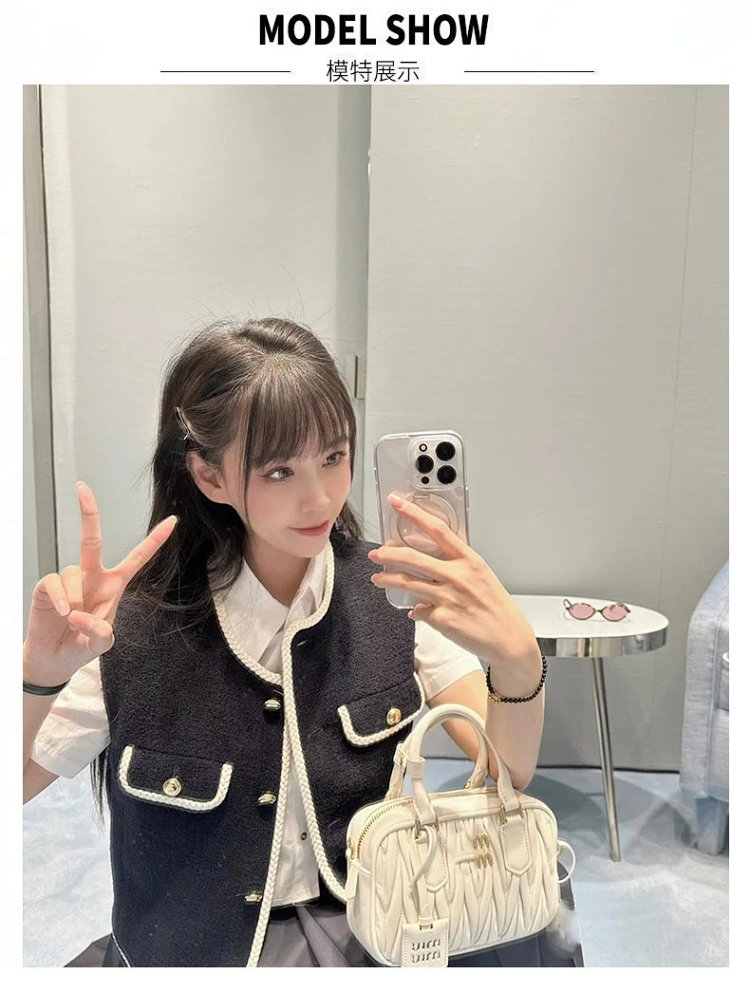 miumiu Retro leather crossbody bag | Outfitreps Spreadsheet