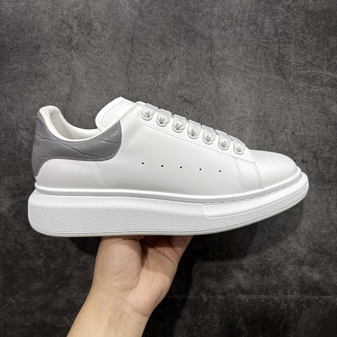 Alexander McQueen Sneaker SH528151 | Outfitreps Spreadsheet