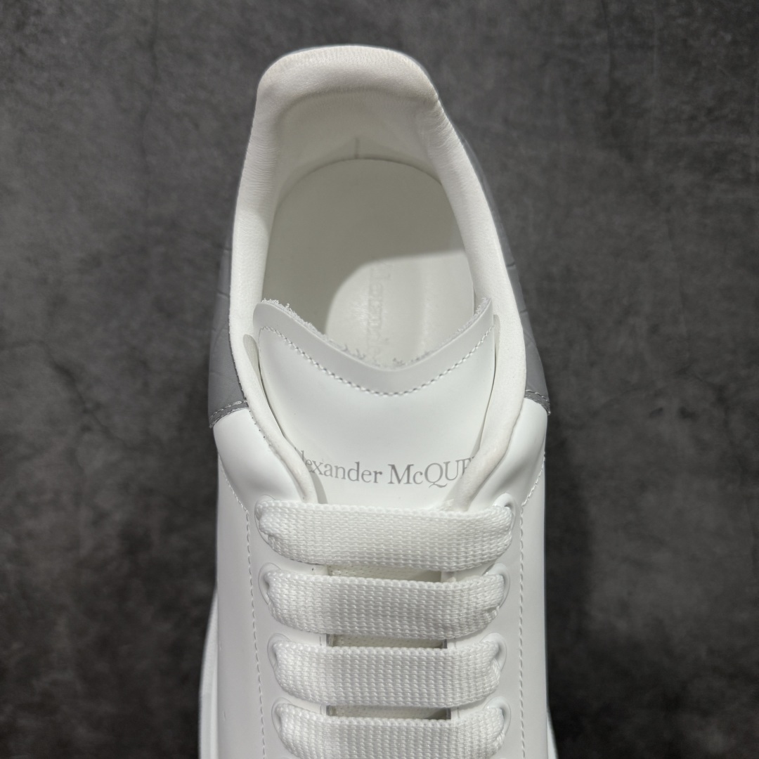 Alexander McQueen Sneaker SH528151 | Outfitreps Spreadsheet