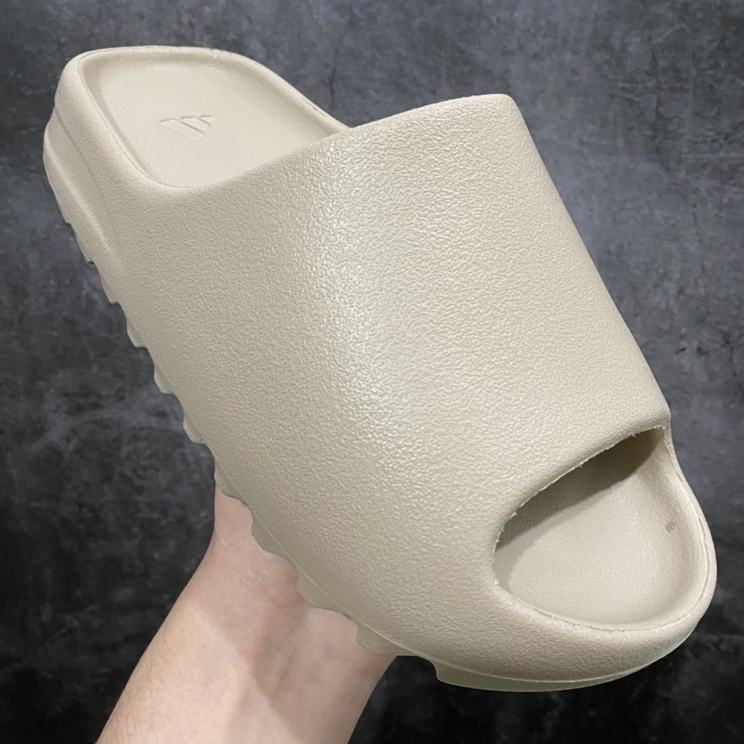 Adidas slippers T538014 | Outfitreps Spreadsheet