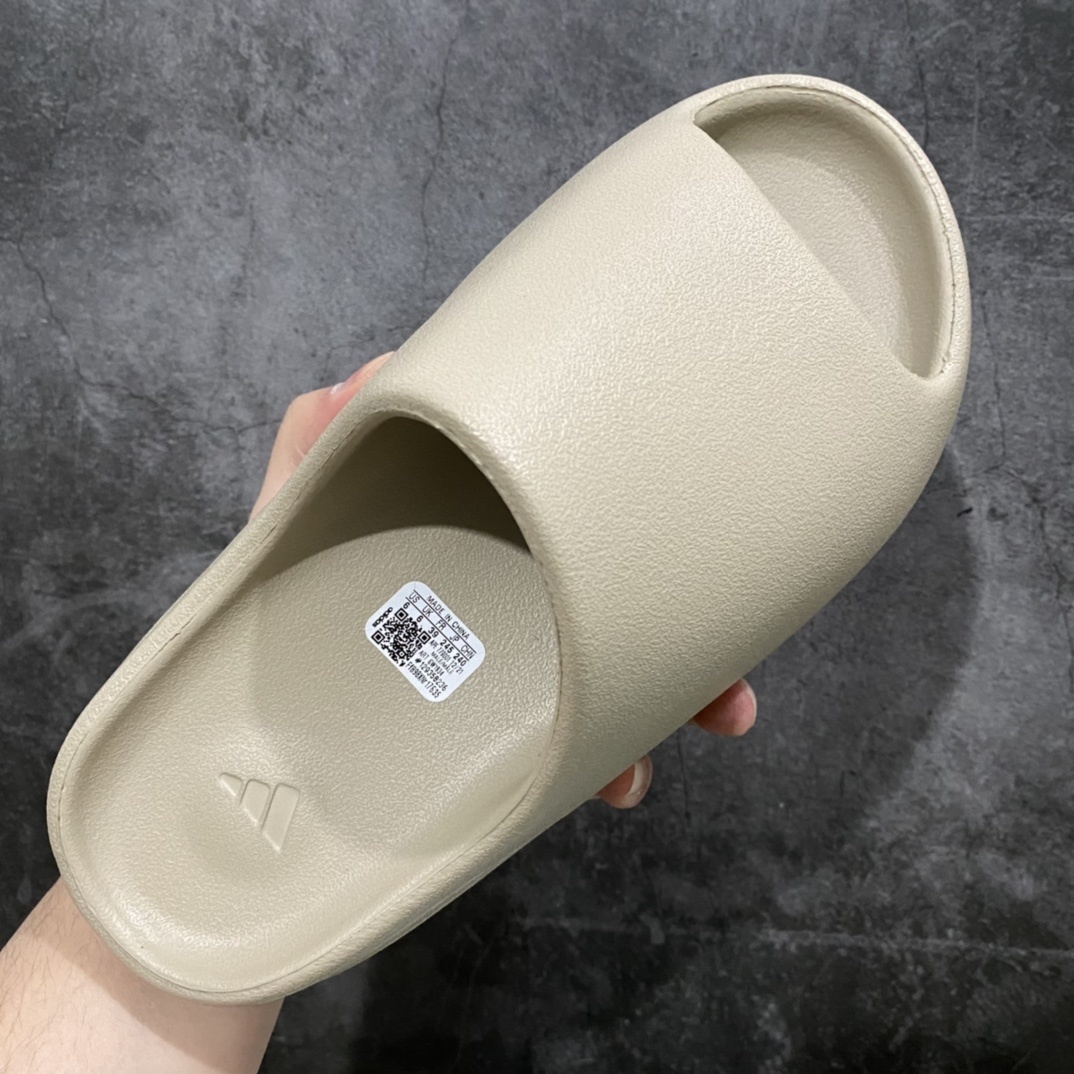 Adidas slippers T538014 | Outfitreps Spreadsheet