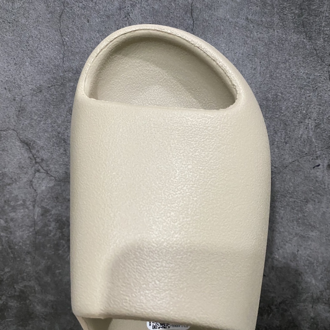 Adidas slippers T538014 | Outfitreps Spreadsheet