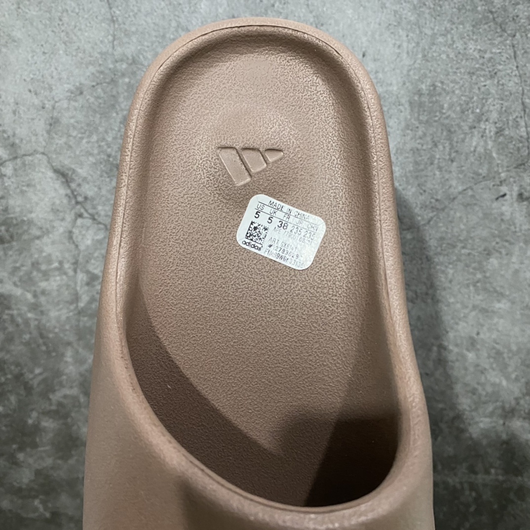 Adidas slippers T538018 | Outfitreps Spreadsheet