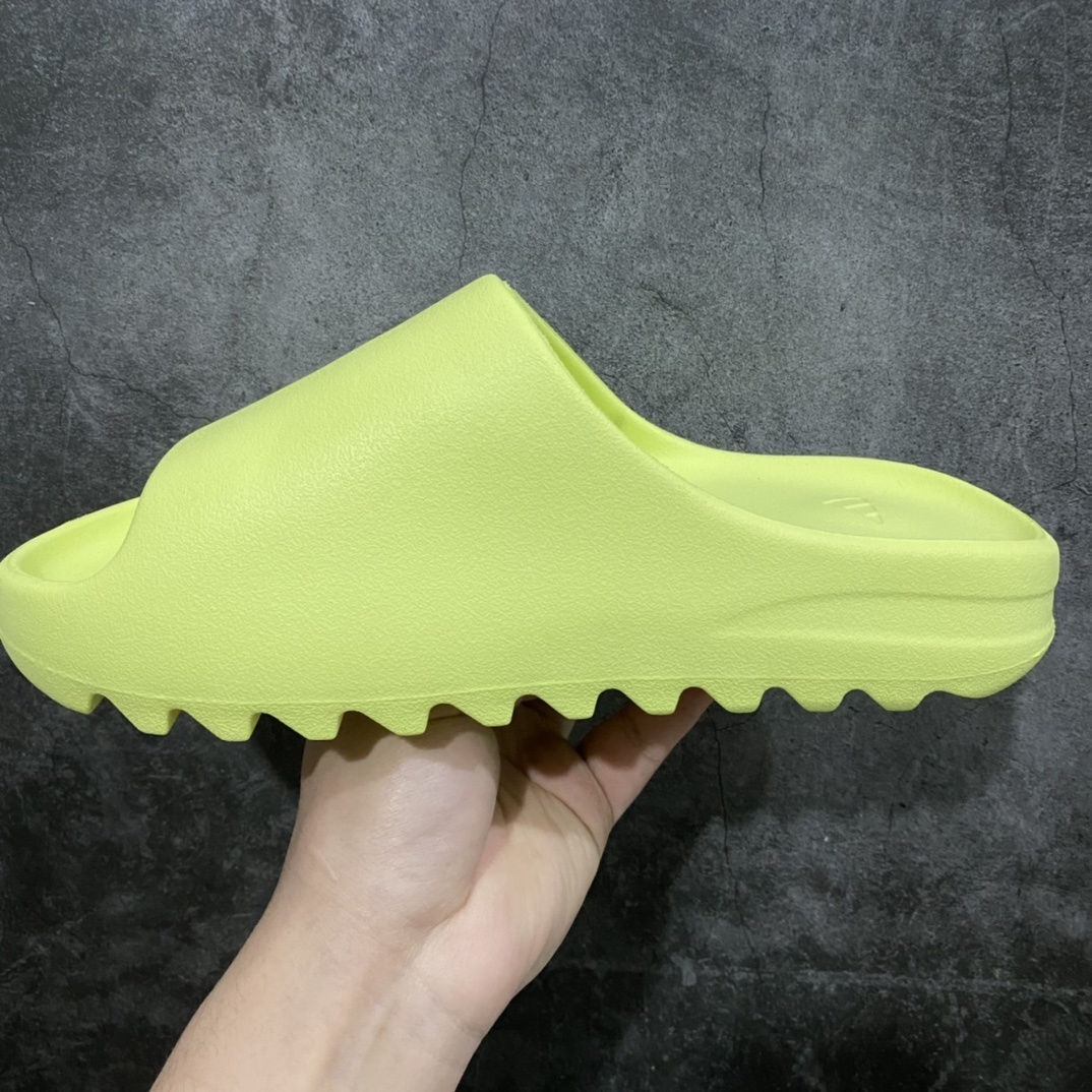 Adidas slippers T538019 | Outfitreps Spreadsheet