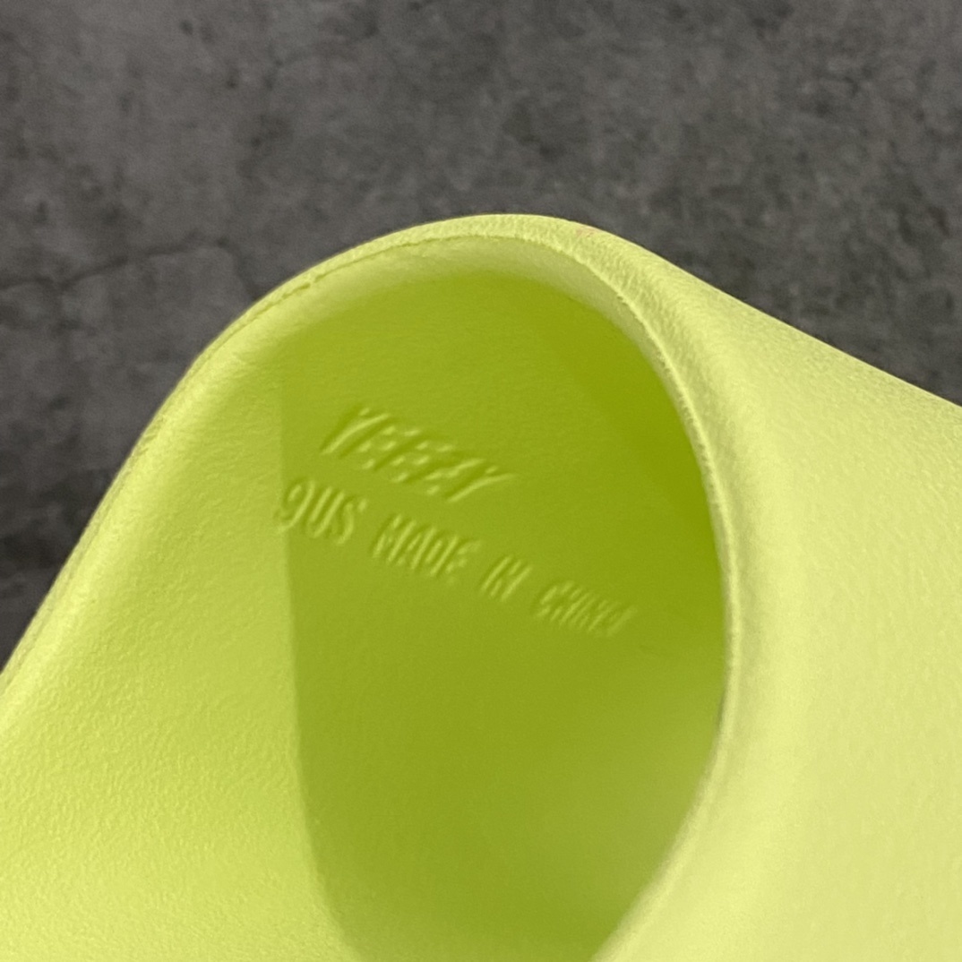 Adidas slippers T538019 | Outfitreps Spreadsheet