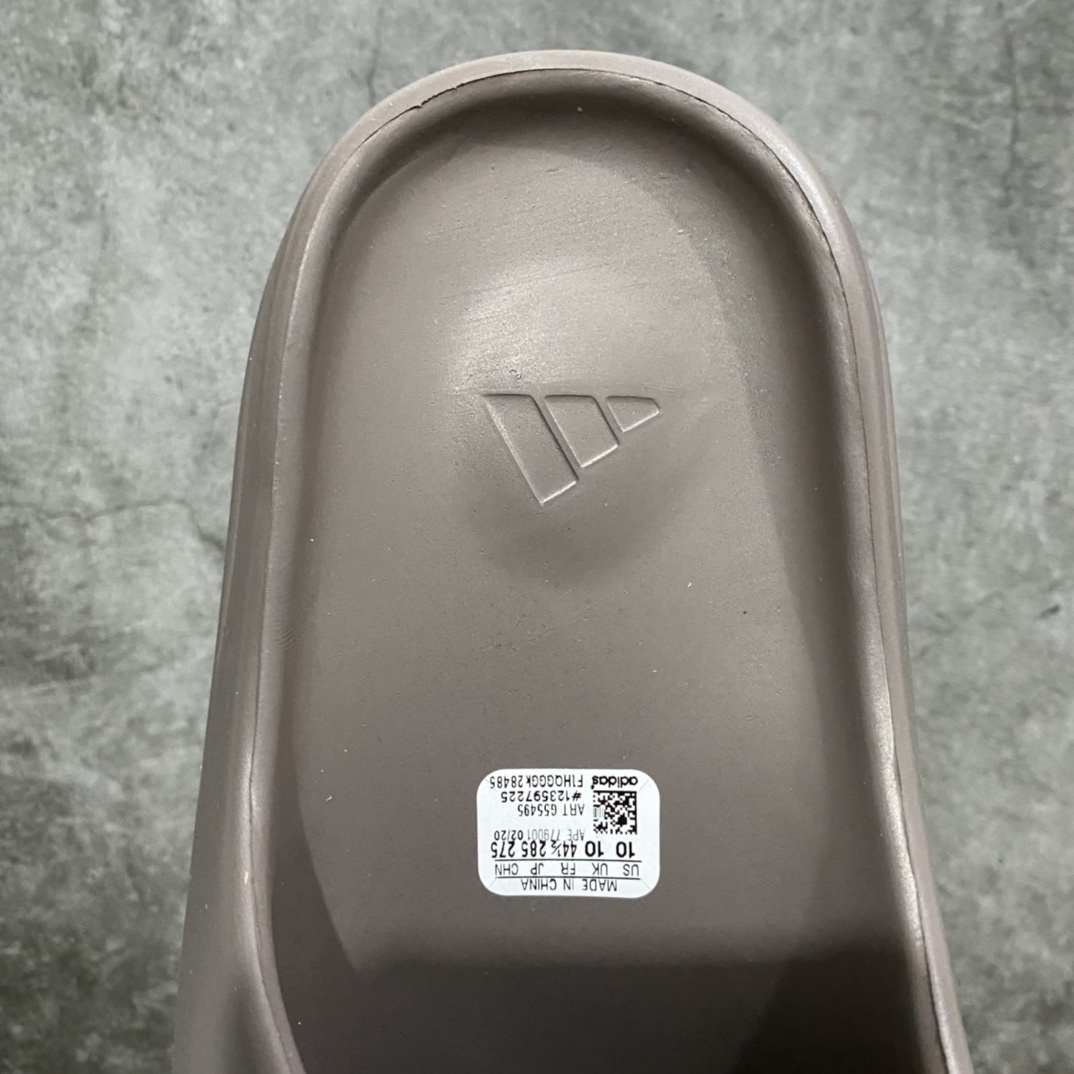 Adidas slippers T538021 | Outfitreps Spreadsheet
