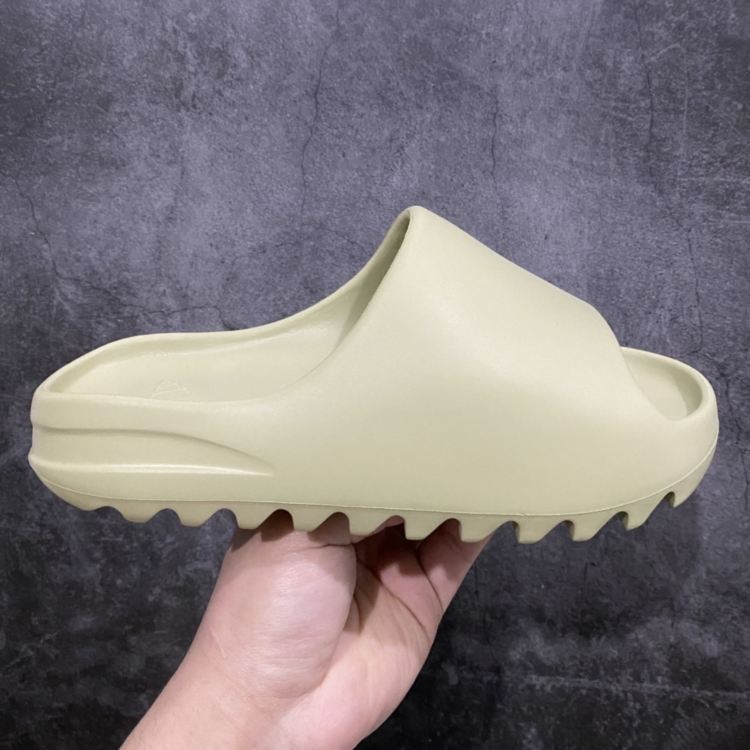 Adidas slippers T538022 | Outfitreps Spreadsheet
