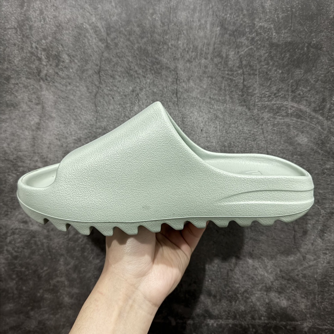 Adidas slippers T538023 | Outfitreps Spreadsheet