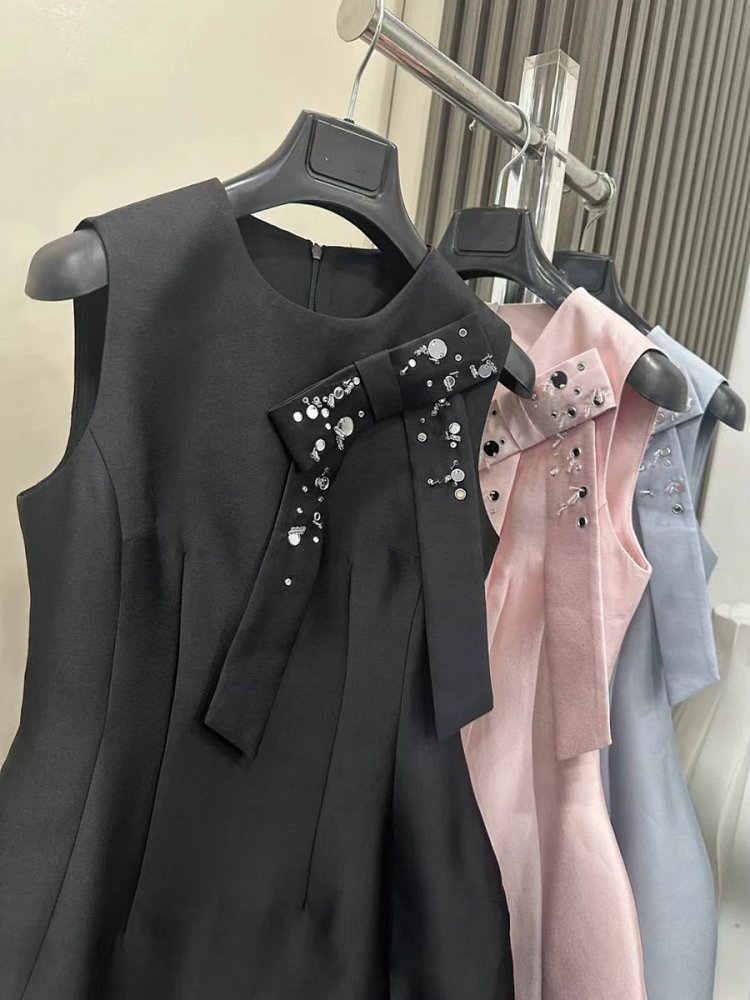 skitr Private high-end customized summer new product, girlish style with diamond studded bow and | Outfitreps Spreadsheet