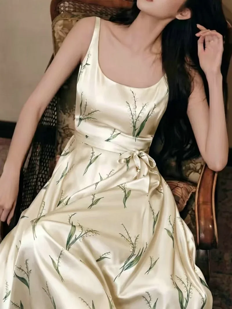 skirrt Summer new product French retro lily of the valley print suspender skirt | Outfitreps Spreadsheet