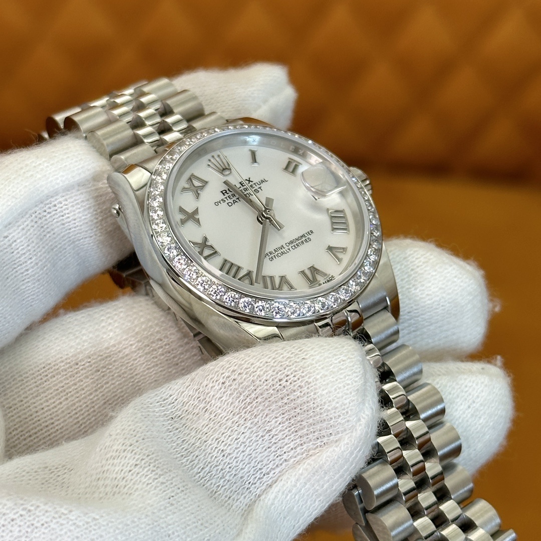 Old watch m126284rbr-0014