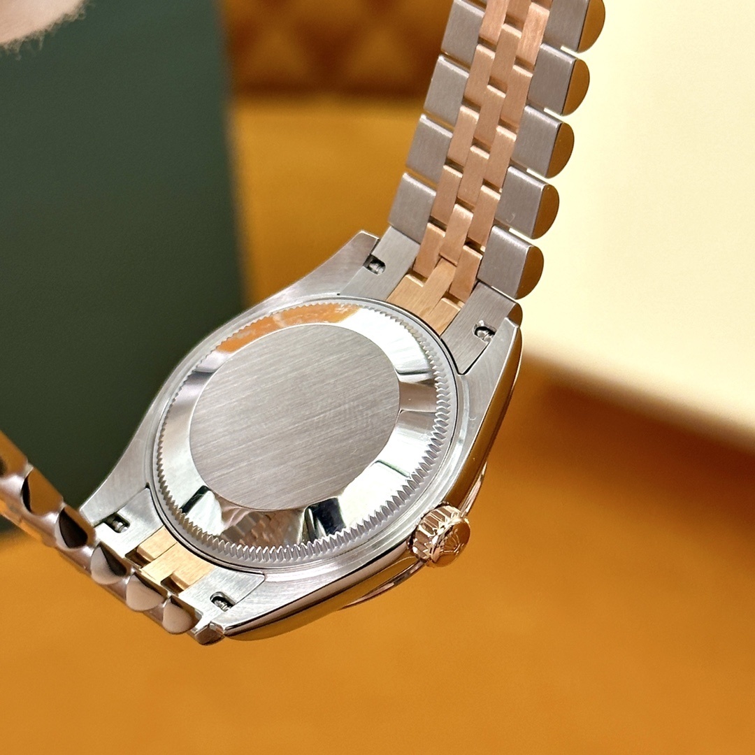 Old watch m278271-0028
