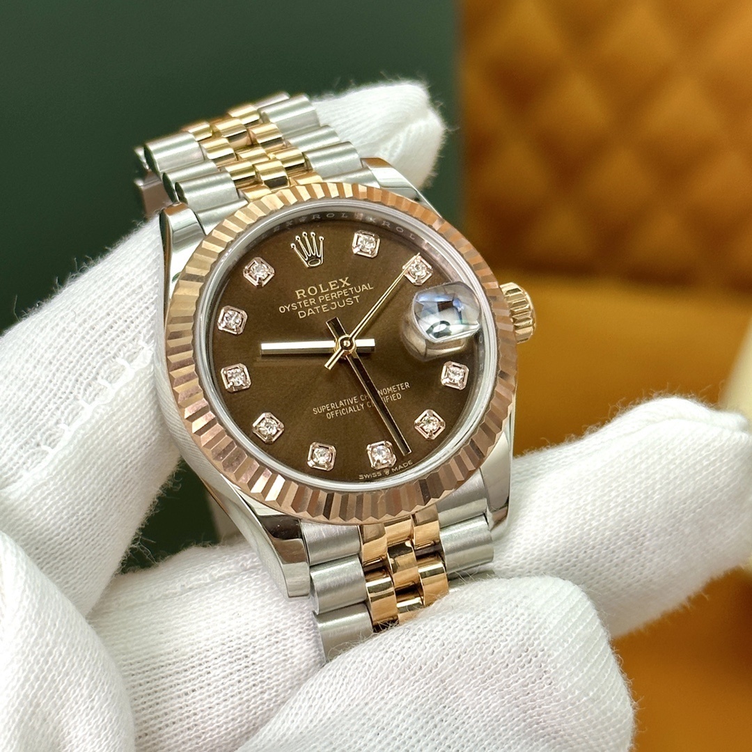 Old watch m278271-0028
