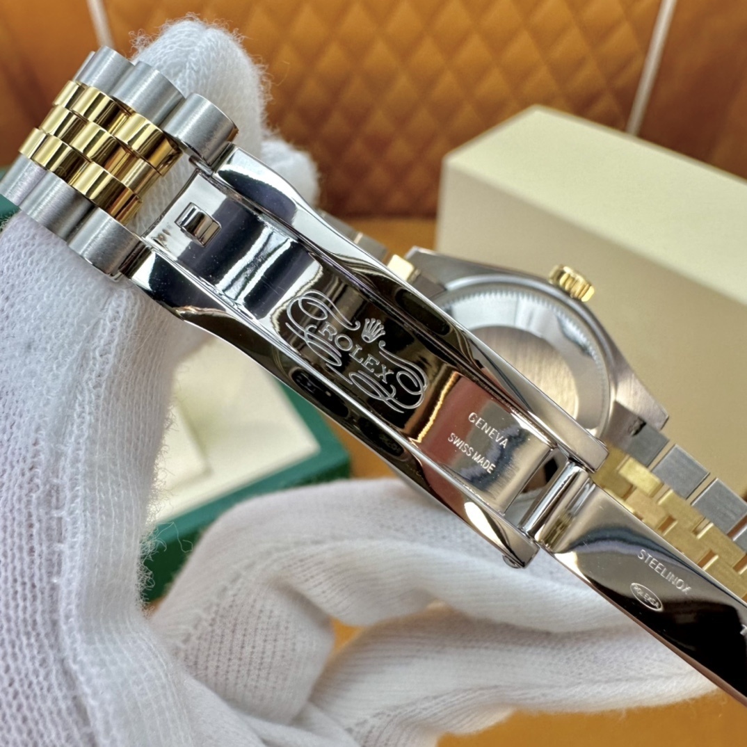 Old watch M278383RBR-0018