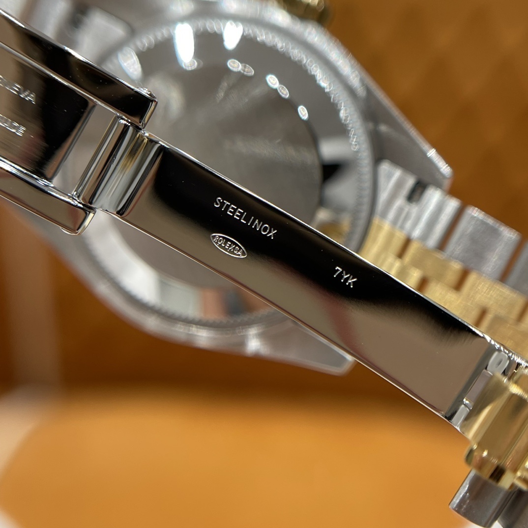 Old watch m278383rbr-0028