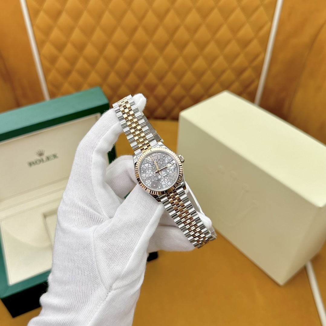 Old watch M278271-0032