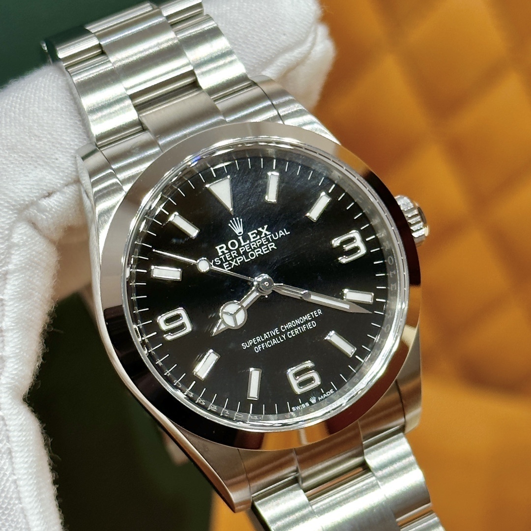 Rolex watch m124270-0001