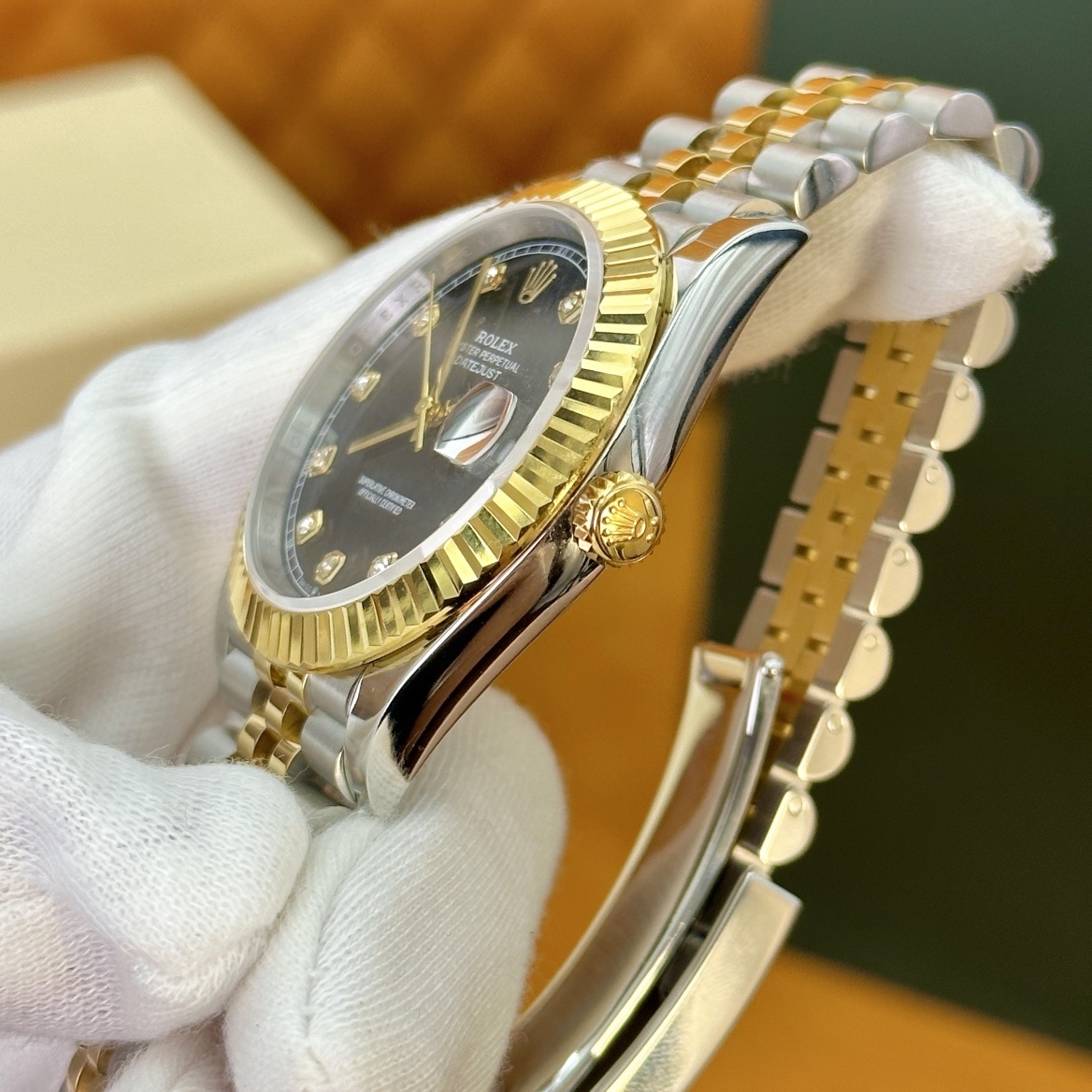 Old watch M126333-0006