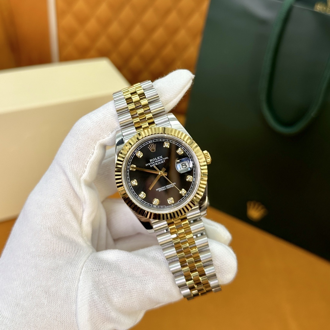 Old watch M126333-0006