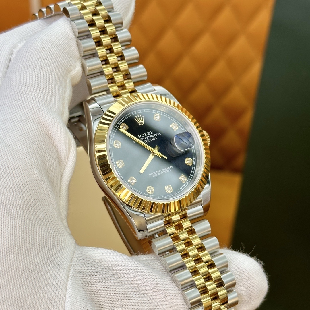 Old watch M126333-0006
