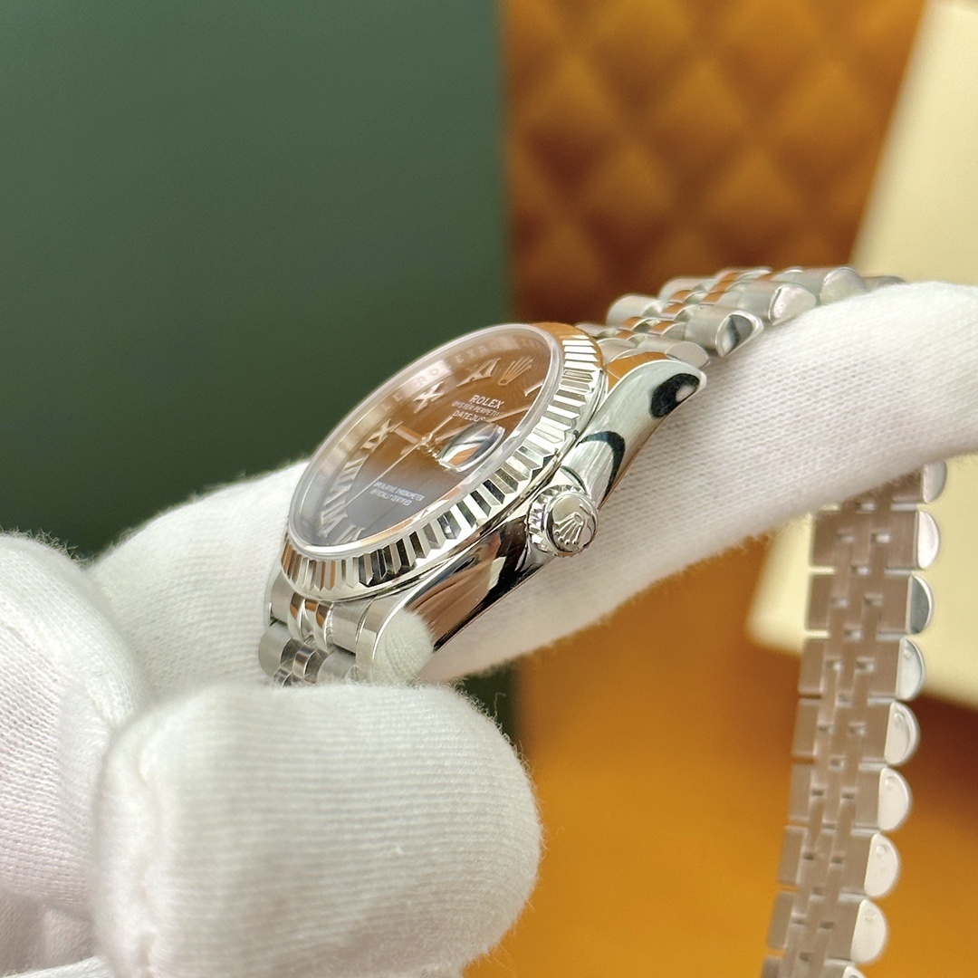 Old watch m278274-0002